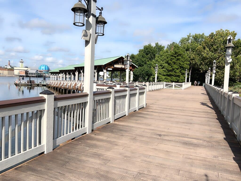 Disney Springs to Saratoga Springs Walk