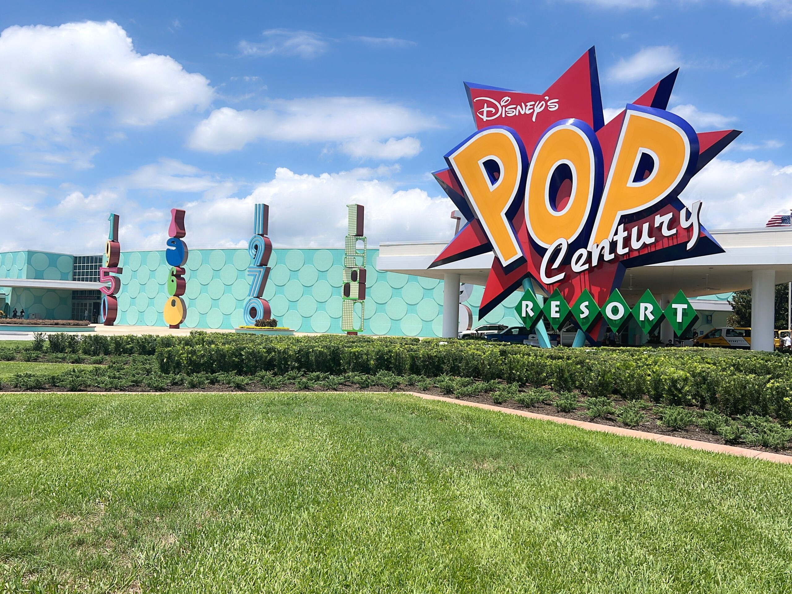 Virtual Walking at Pop Century Resort at Walt Disney World